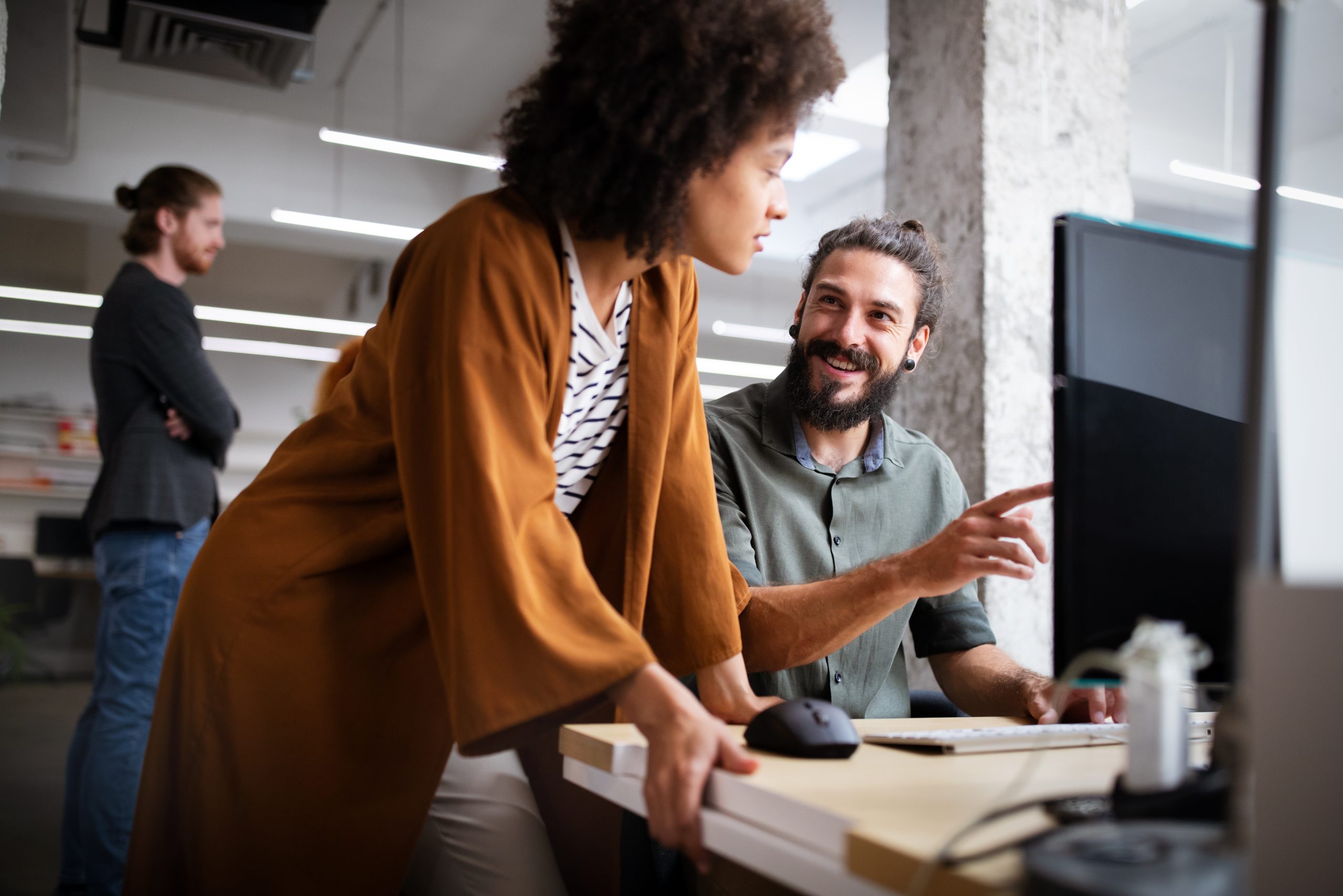 Collaboration and analysis by business people working in office